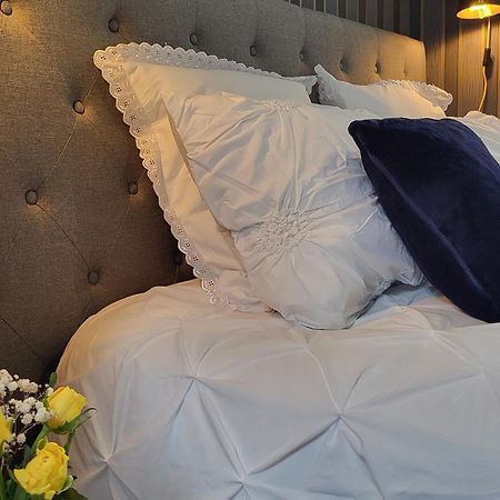 Sejour De Charme Au Chateau Avec Petit-Dejeuner Et Parking - Fr-1-591-705 Cluis Eksteriør bilde